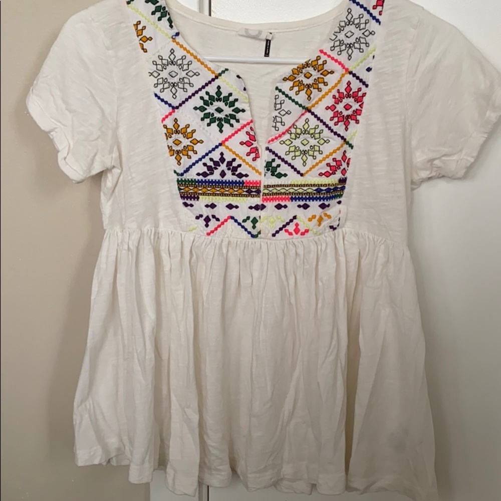 Anthropologie embroidered shirt